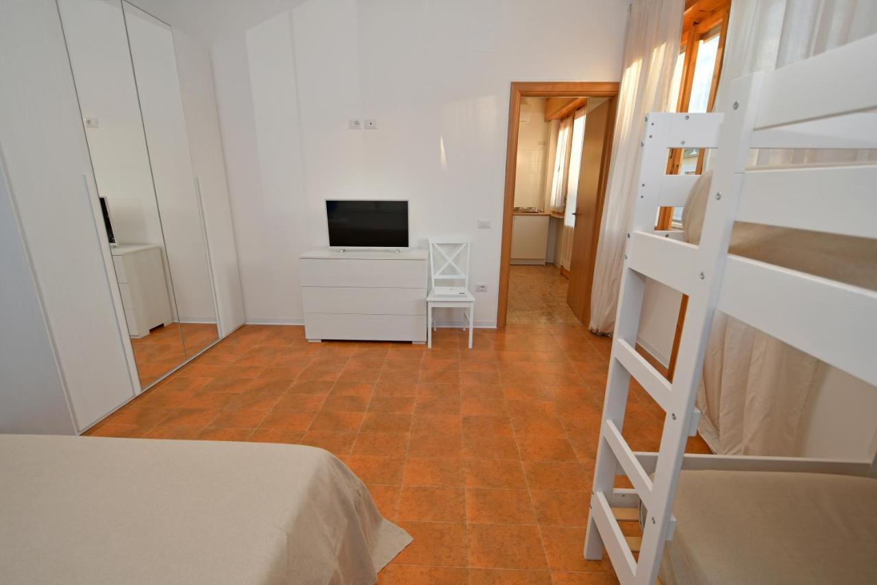 B&B Linae - Residence Alba Adriatica Exterior photo